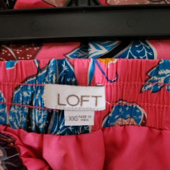 EUC Loft Floral Lined Skirt - Picture 5 of 5